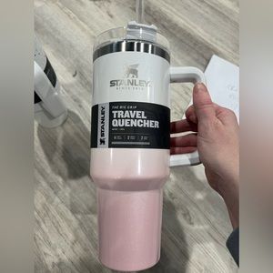 Stanley 40 oz parfait pearlescent